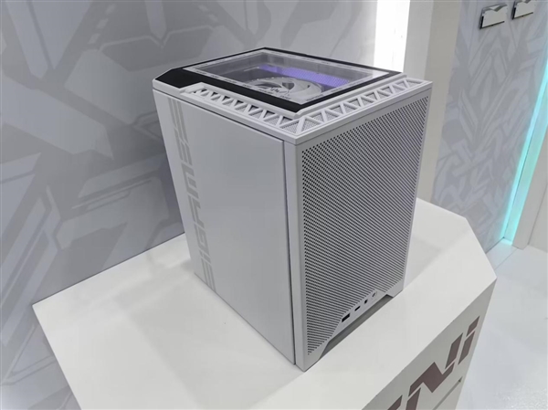 风冷内存、高端主机：七彩虹AIPC新品集结COMPUTEX2024！