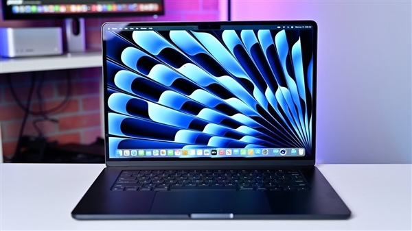 想买的再等等！苹果MacBookPro最快明年用上新模具