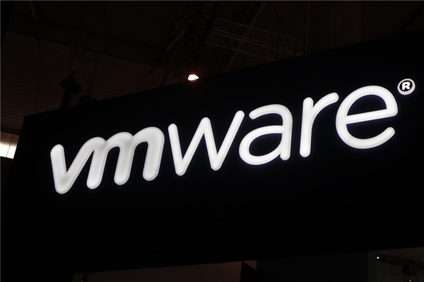 博通VMwareESXi官宣放弃支持中文！仅保留英、日等语言