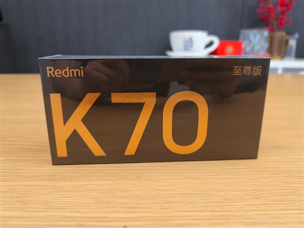 小米MIXFold4/RedmiK70至尊版SKU曝光：12GB起步顶配16GB 1TB