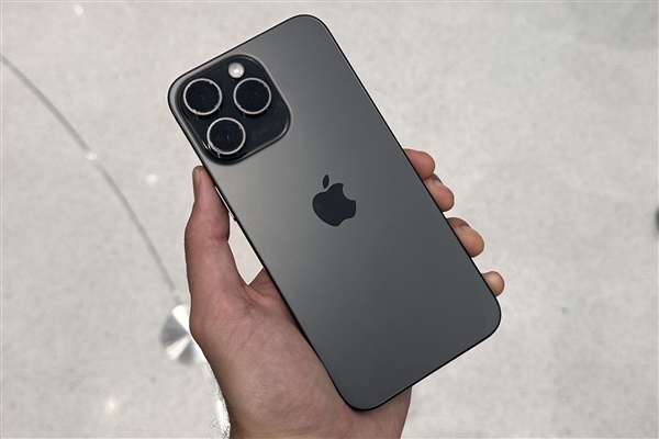 iPhone16出厂预装正式版！苹果iOS18公测版7月上线