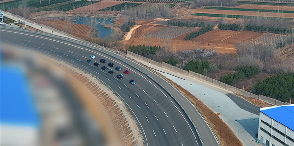 120km/h狂飙易车实测国产混动轿车能耗：第一竟不是比亚迪