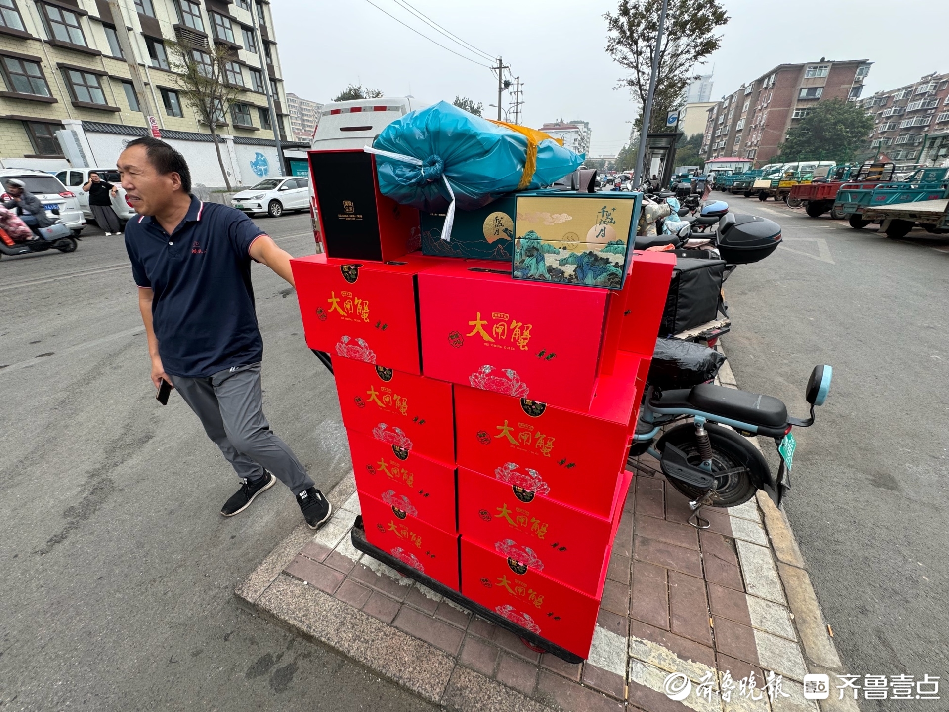 济南大闸蟹市场探访：中秋可以尝鲜，想吃肥美的还得再等等